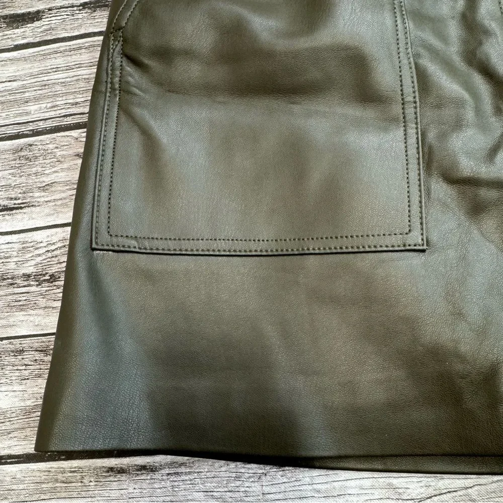 Women's H&M Faux Leather Mini Skirt Olive Green Size 8 Pencil Workwear